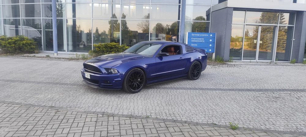 Ford Mustang 3.7 V6 2013