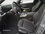 BMW Seria 3 320d xDrive mHEV M Sport - 7