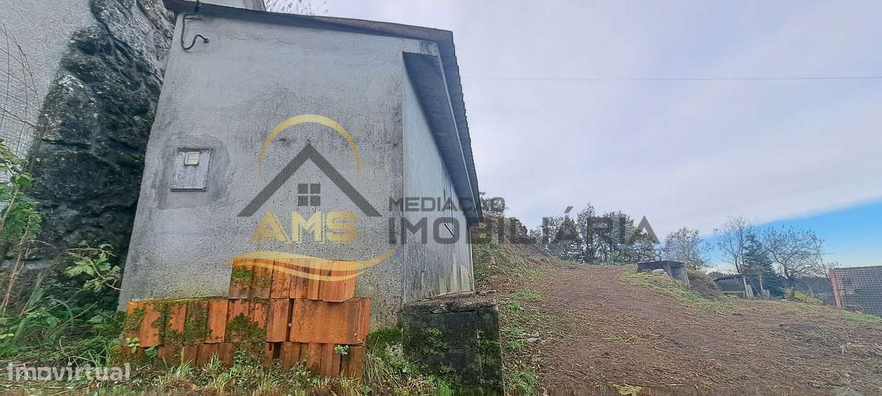 TERRENO PARA CONSTRUÇÃO-32