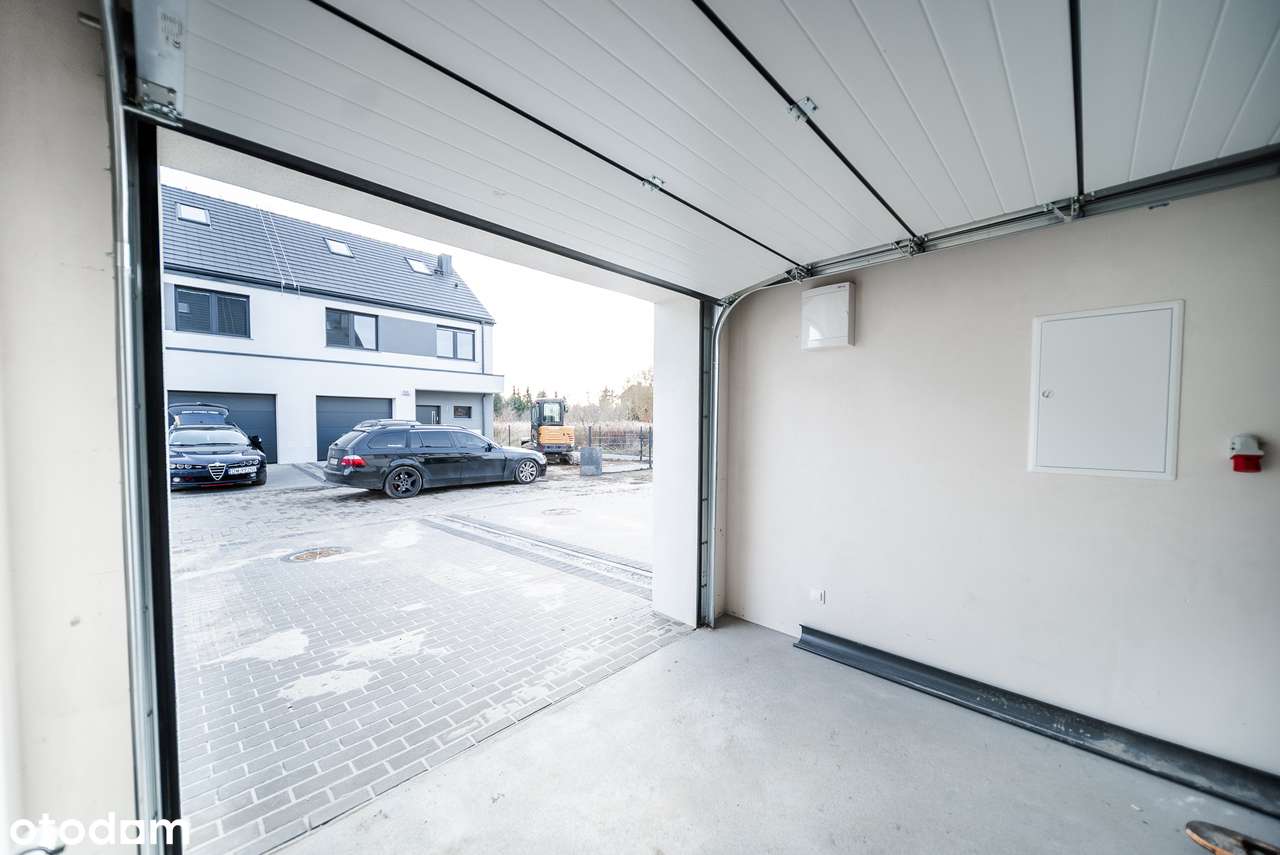 Nowoczesny dom w zabudowie szeregowej – stan deweloperski | Wrocław-11