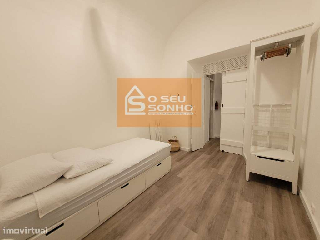 Moradia Térrea Tradicional com Terraço no Centro Histórico de São B...-15