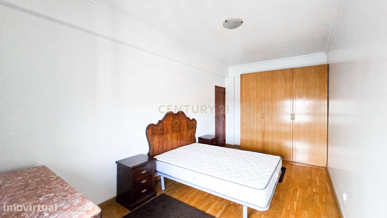 Apartamento T2 no Barreiro-7