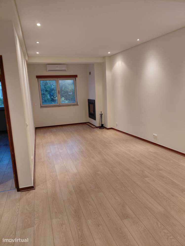 T3 com garagem, renovado, perto de serviços - Grande imagem: 5/24