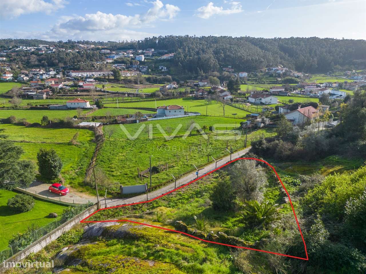 Terreno Para Construção  Venda em Arnoso (Santa Maria e Santa Eulália) - Grande imagem: 3/18