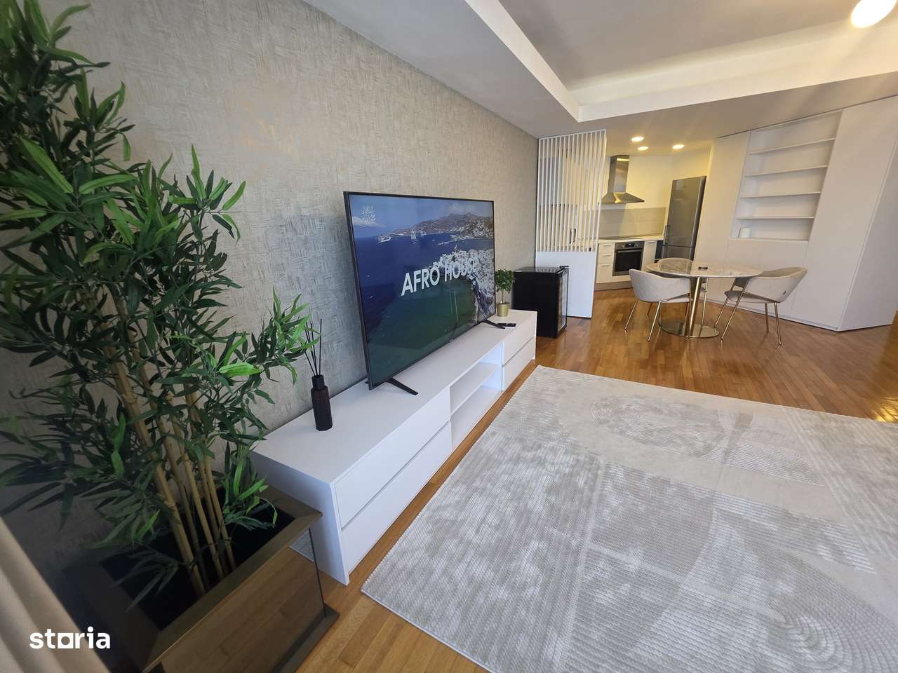 3 camere | 100 mp balcon+TERASA | Herastrau | Vedere libera - Imagine principală: 4/18