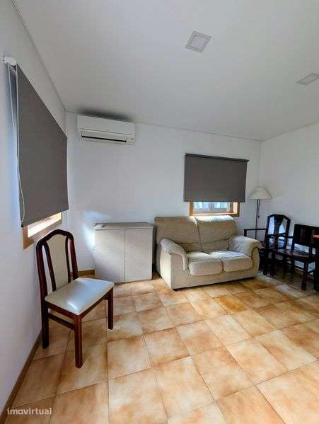 Moradia T3 com arrumos e logradouro jardim em Rebordosa - Grande imagem: 5/8