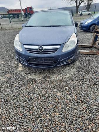 Dezmembrez Opel Corsa D - 4