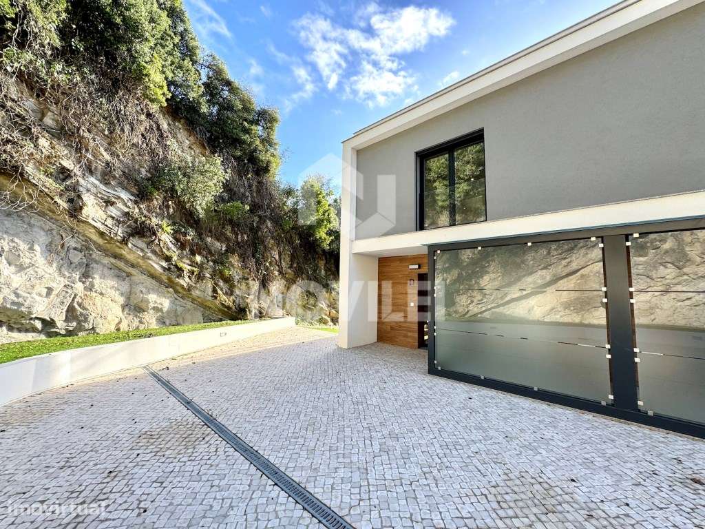 Moradia T3 em condomínio Fechado no centro de Leiria. - Grande imagem: 3/35