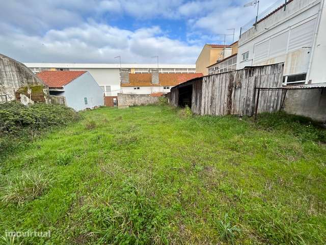 Prédio urbano sito em Benavente-12