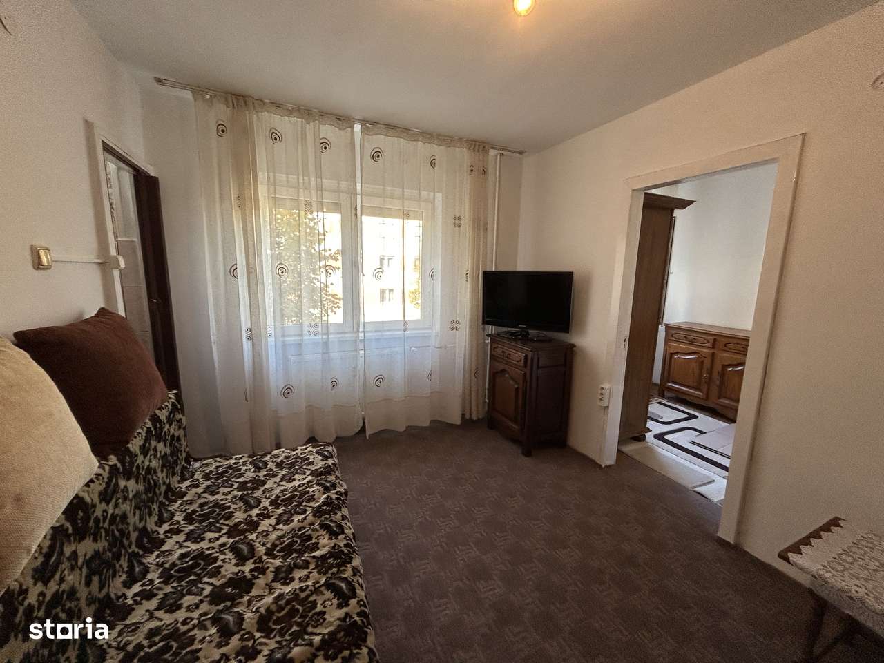 Vand apart.2 cam. in Gradiste,A.Romantei,et.3/4,renovat-0