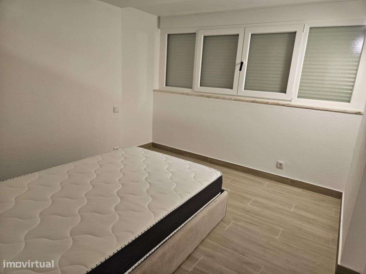 T1 com 40m², cozinha equipada e localização privilegiada - Grande imagem: 4/7