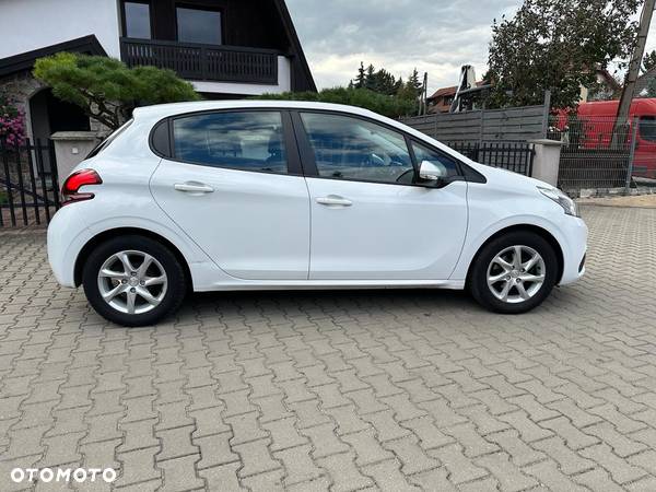 Peugeot 208 PureTech 110 Stop & Start Active - 10