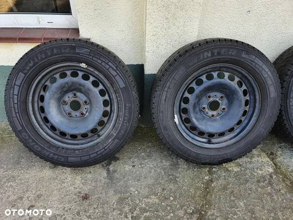 VW FELGI STALOWE ET33 6,5JX16 16' WRAZ OPONAMI PIRELLI 215/65 R16 - 2