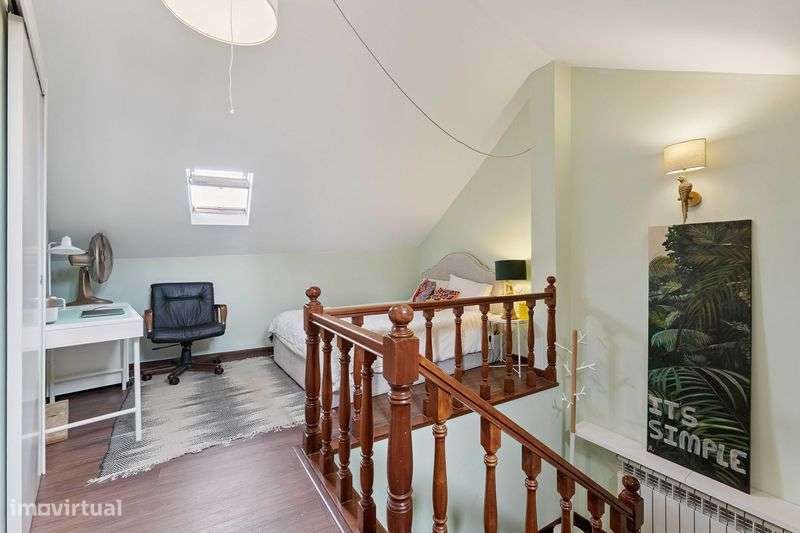 Moradia Geminada no Bonjardim para Arrendamento - Grande imagem: 4/12