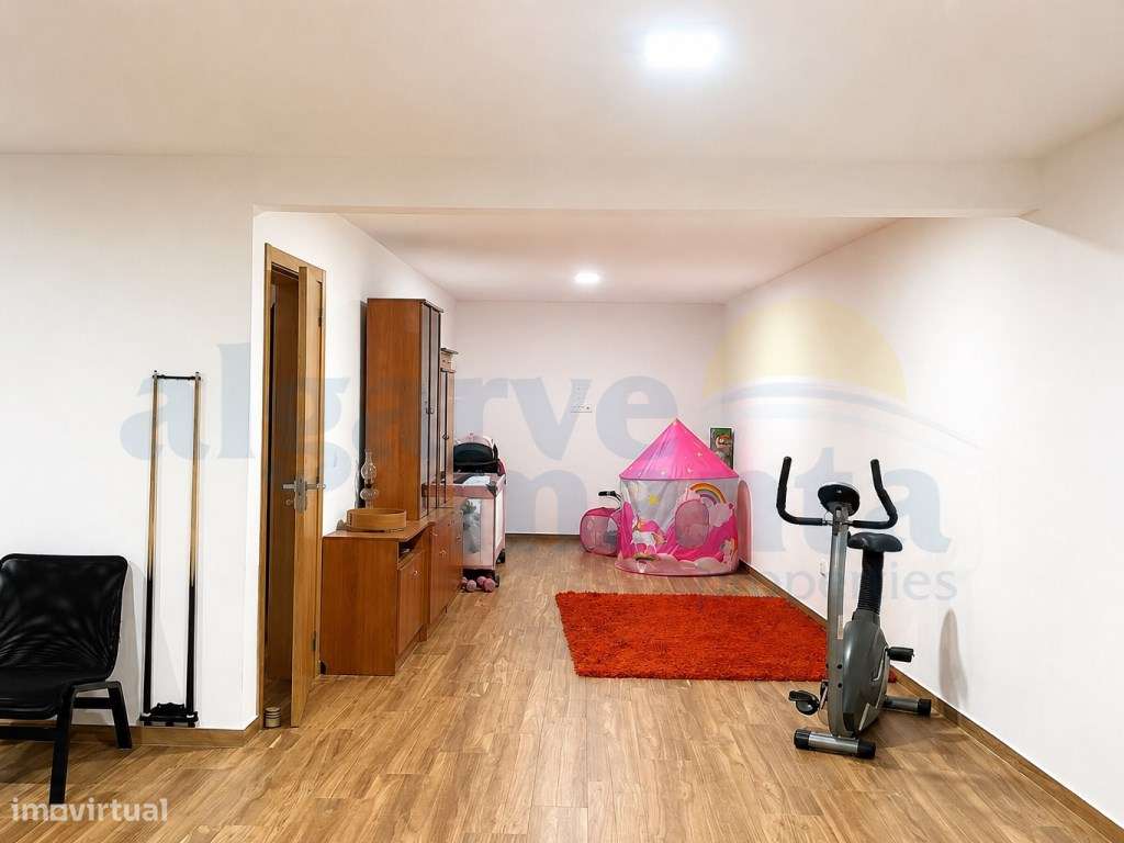 Moradia T3 Moderna com Garagem - Perto do Centro de Vila Nova de Ca...-17