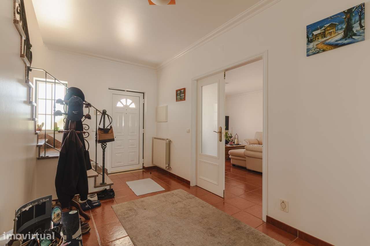 Moradia Isolada T4 / Casal de Matos / Leiria-25