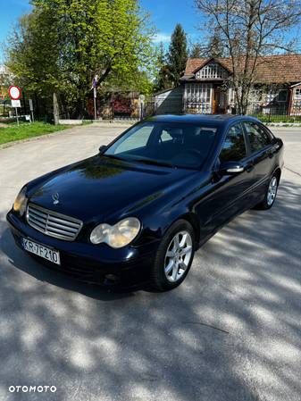 Mercedes-Benz Klasa C 220 CDI Classic - 1