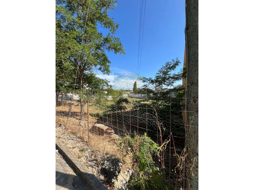 Lote Urbano para construção - Grande imagem: 5/9