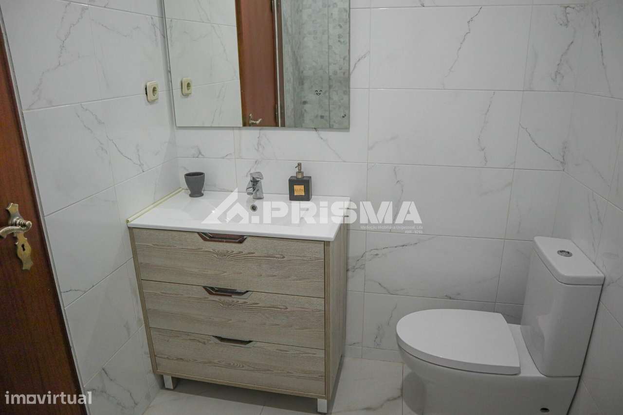 Apartamento T3 com garagem para venda em Castelo Branco-23