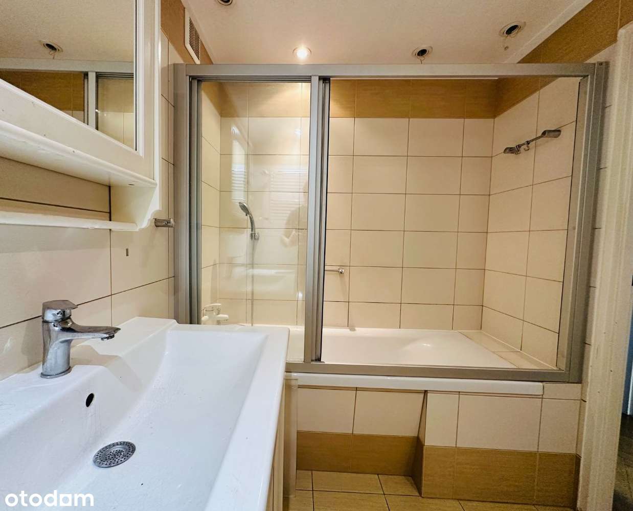 3 pokoje, świetny rozkład i lokalizacja ENG-8