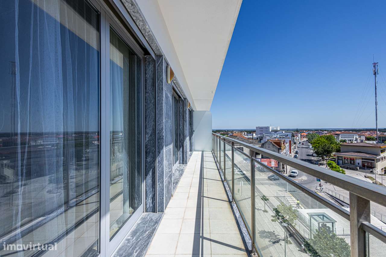 Apartamento T3 de Excelência no Centro do Cartaxo-47