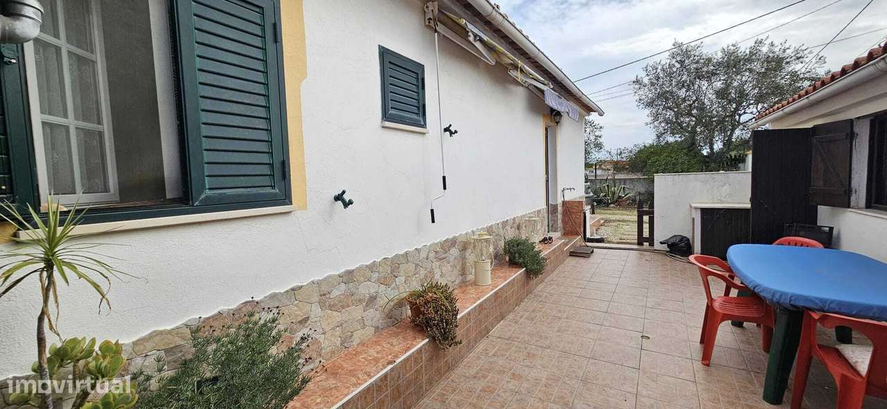 Moradia Térrea / Quintinha em Foros de Salvaterra-30