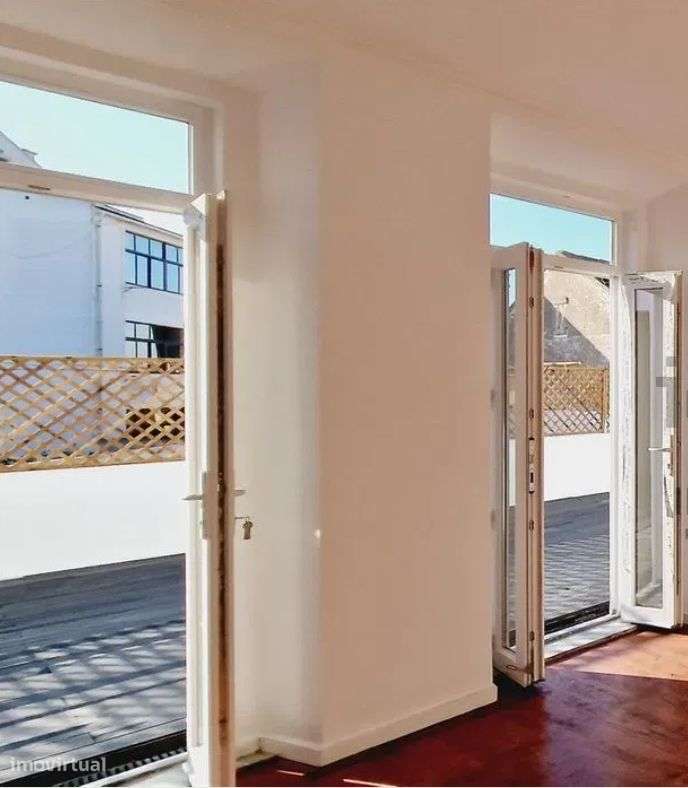 Prédio/Misto no Centro do Montijo-13