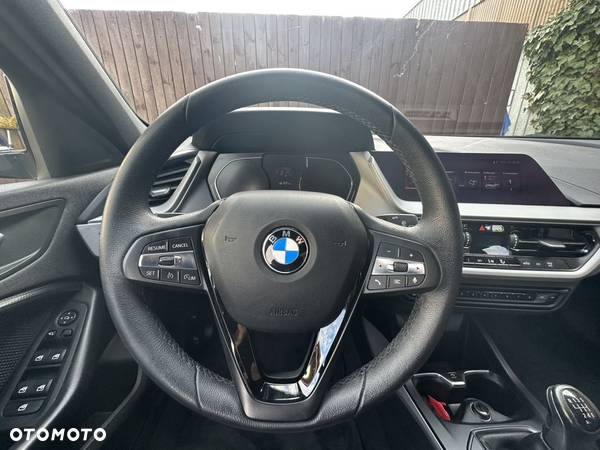 BMW Seria 1 116d EfficientDynamics Edition Sport Line - 14