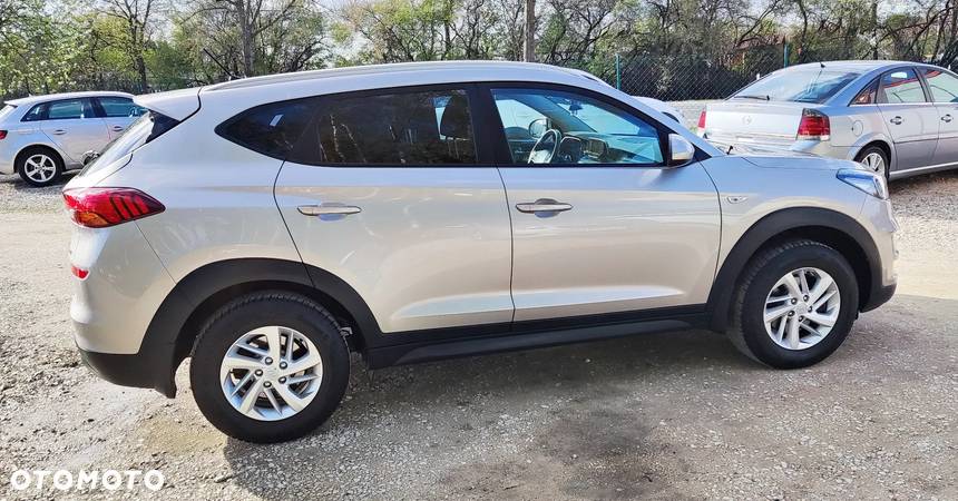 Hyundai Tucson 1.6 GDi Comfort 2WD - 21