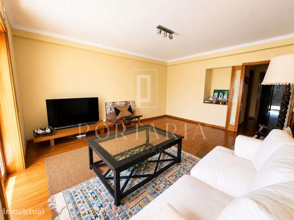 Apartamento T2 nas Barrocas em Aveiro, com excelente localização-3