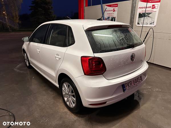 Volkswagen Polo 1.4 TDI (Blue Motion Technology) Comfortline - 5