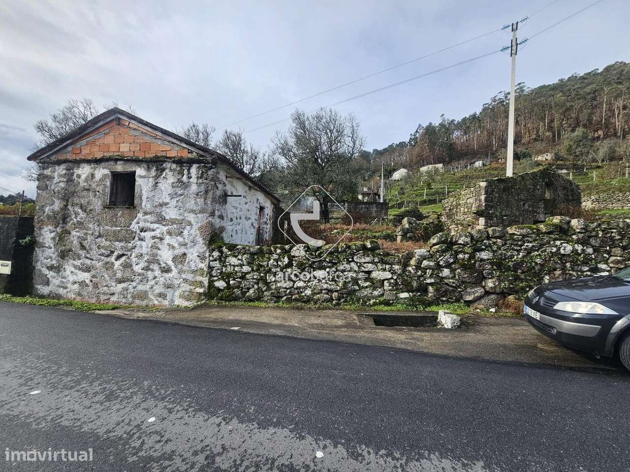 Propriedade para restauro - Loureda - Arcos de Valdevez-8