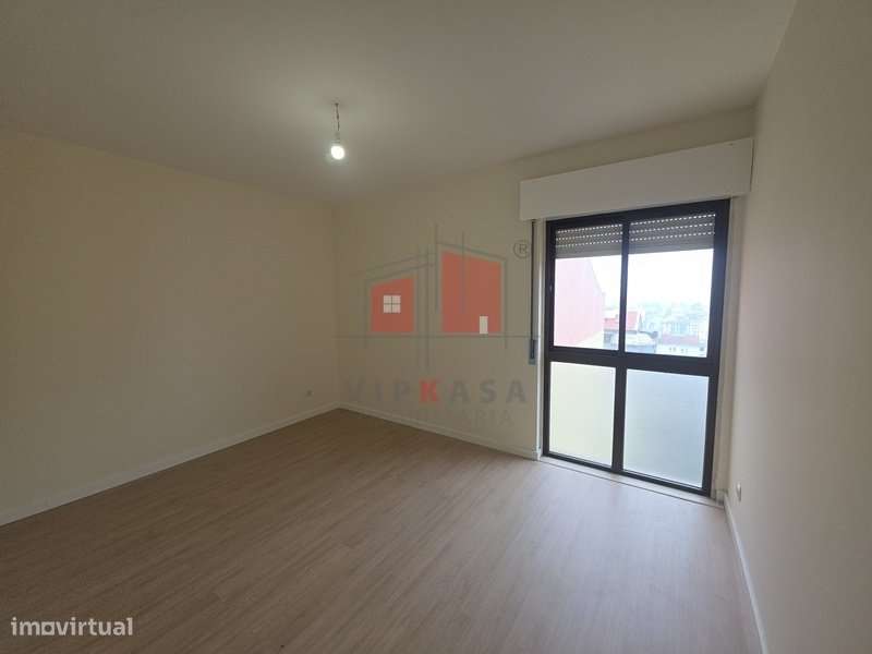 Apartamento T2 - Tapada das Mercês-8