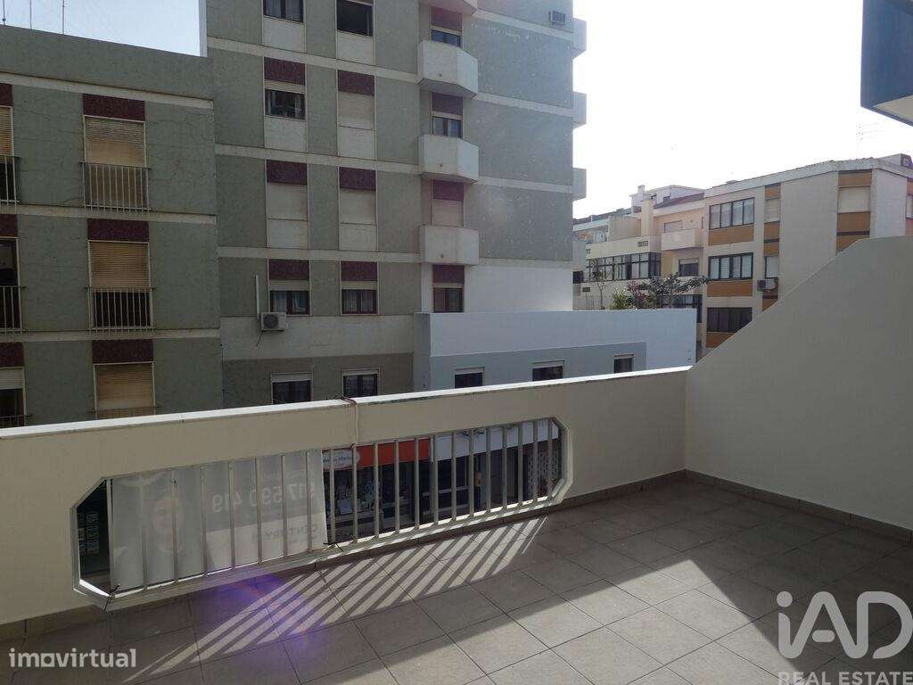 Apartamento T3 em Portimão de 83,00 m2 - Grande imagem: 2/21