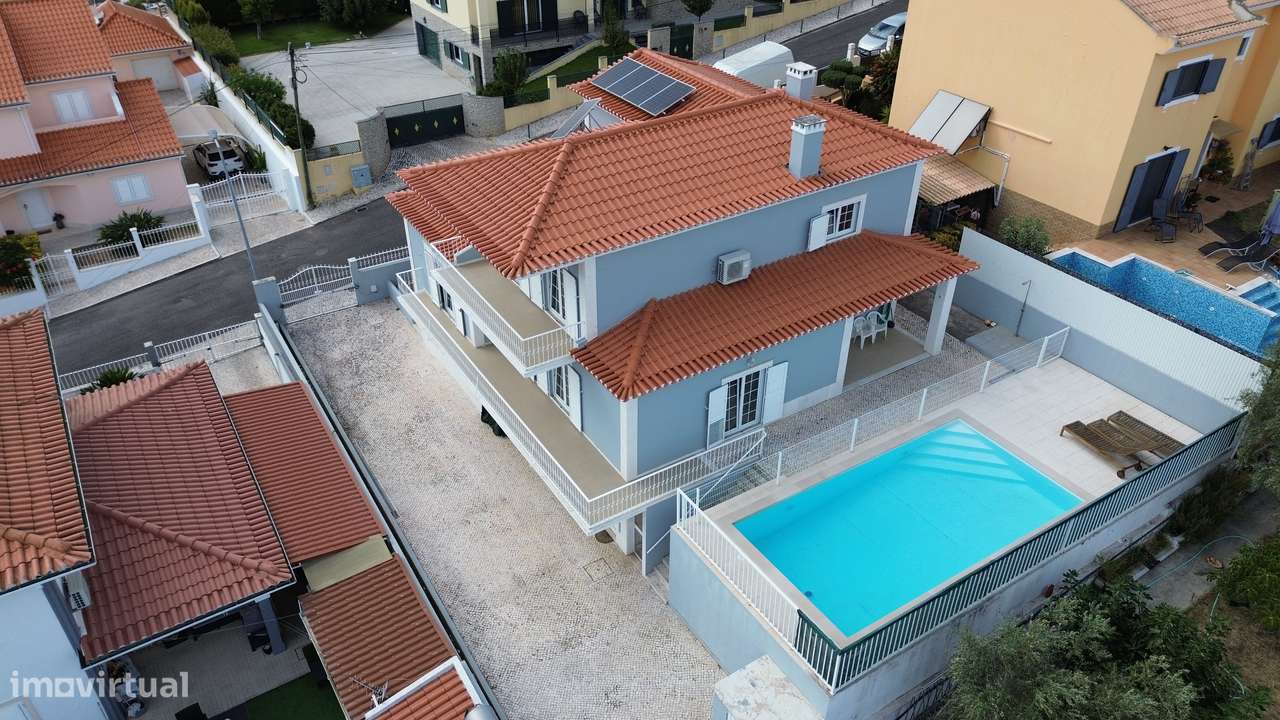 Moradia Isolada 5 quartos em Lisboa, Loures - €687.00 / venda - Grande imagem: 1/13