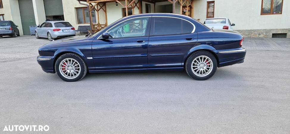 Jaguar X-Type 2.0 TD Luxury - 19