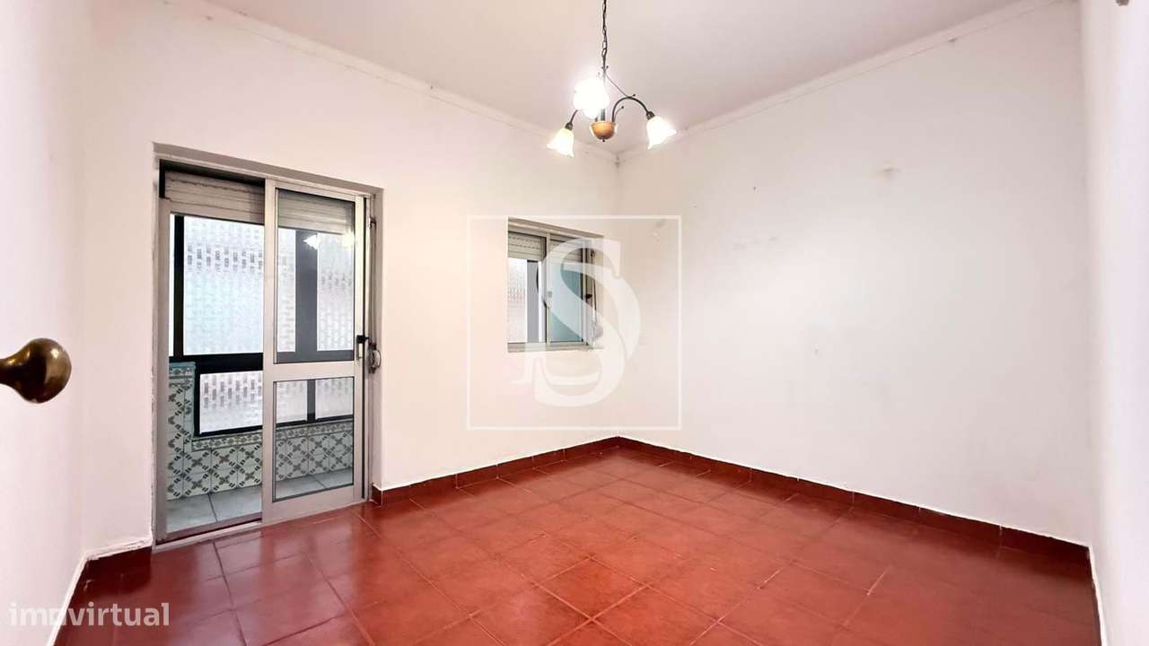 Apartamento T1+1 na Baixa da Banheira-9