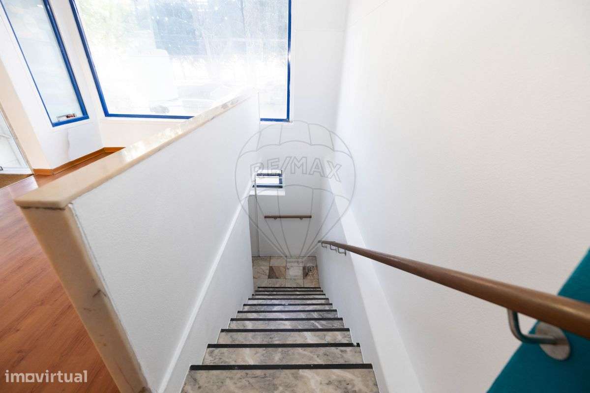 Loja  para arrendamento - Grande imagem: 4/14