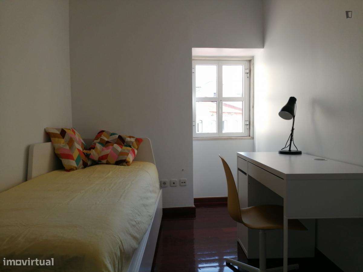 Quarto - localizado em Bairro Alto Lisbon - Grande imagem: 3/10