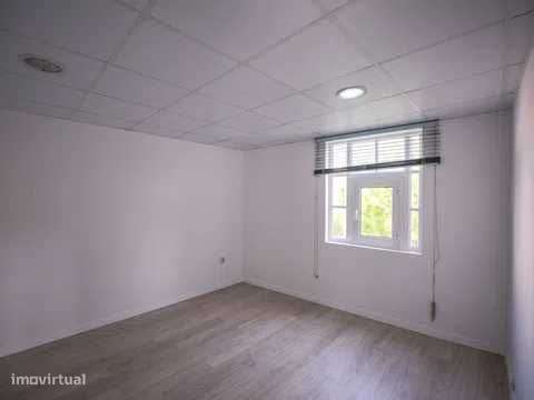 Para arrendar escritório em Sacavém - Grande imagem: 4/12