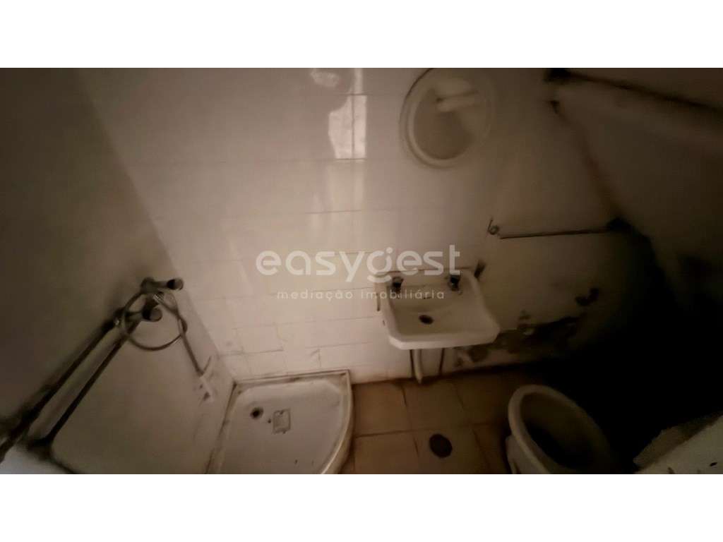 Moradia em zona histórica - Castelo Branco - Grande imagem: 3/24