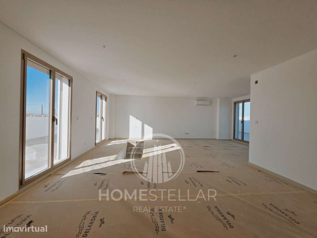 Apartamento Duplex T3+1 com Terraços - Sol Nascente no Montijo-40