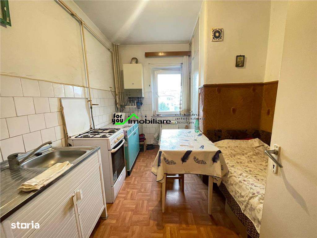 2 camere semidecomandat etaj 3 - Imagine principală: 3/13