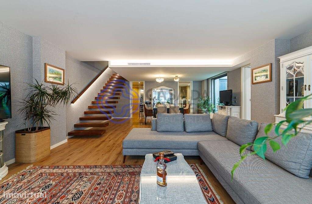 T3 Duplex-Semi Novo no Campo 24 de Agosto.Construção de excelência.Met - Grande imagem: 2/45