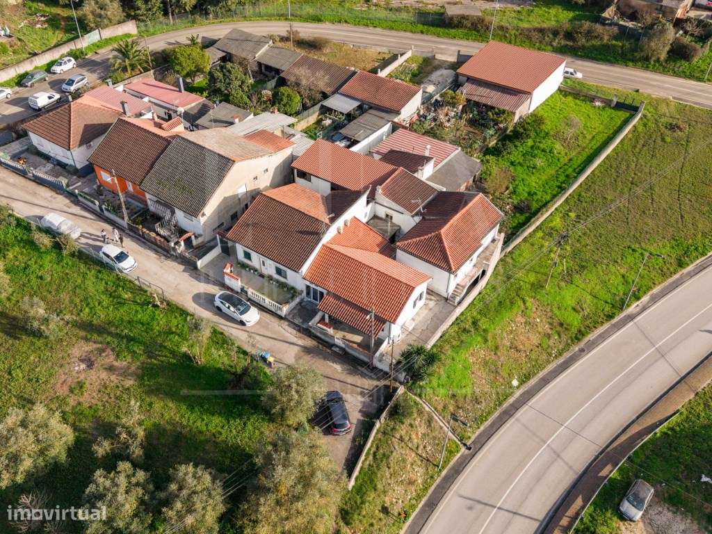 Moradia T2 com Garagem | Souselas-23