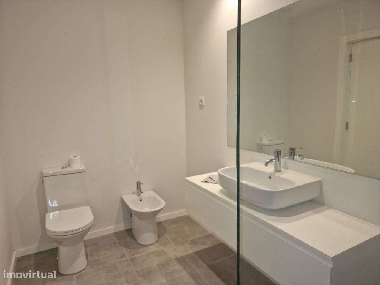 T2 na rua Monte de Aldao Guimarães-5