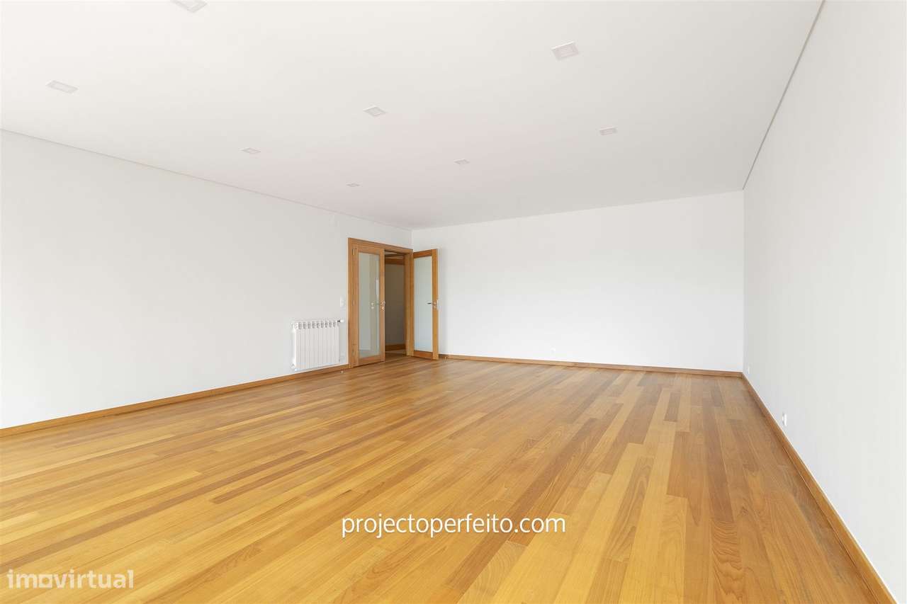 Apartamento T3 Venda em Arcozelo,Vila Nova de Gaia - Grande imagem: 3/17