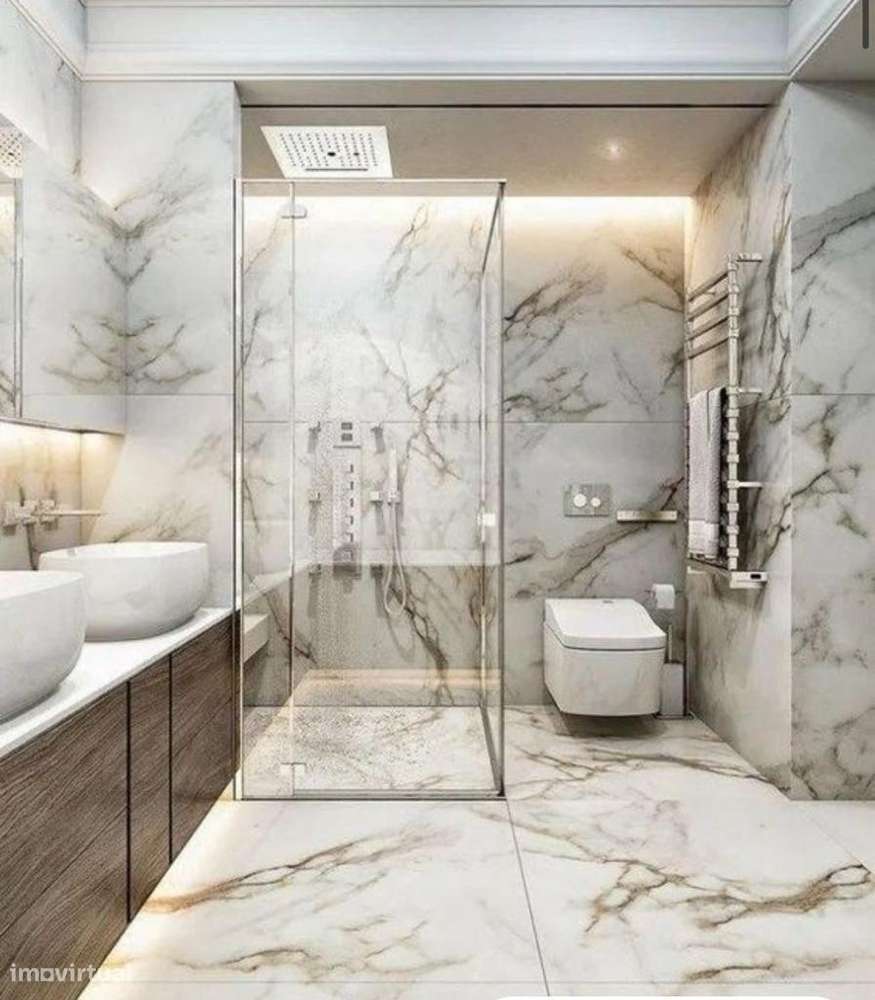 Moradia T4 de Luxo em Construção com Piscina de Água Salgada em...-16