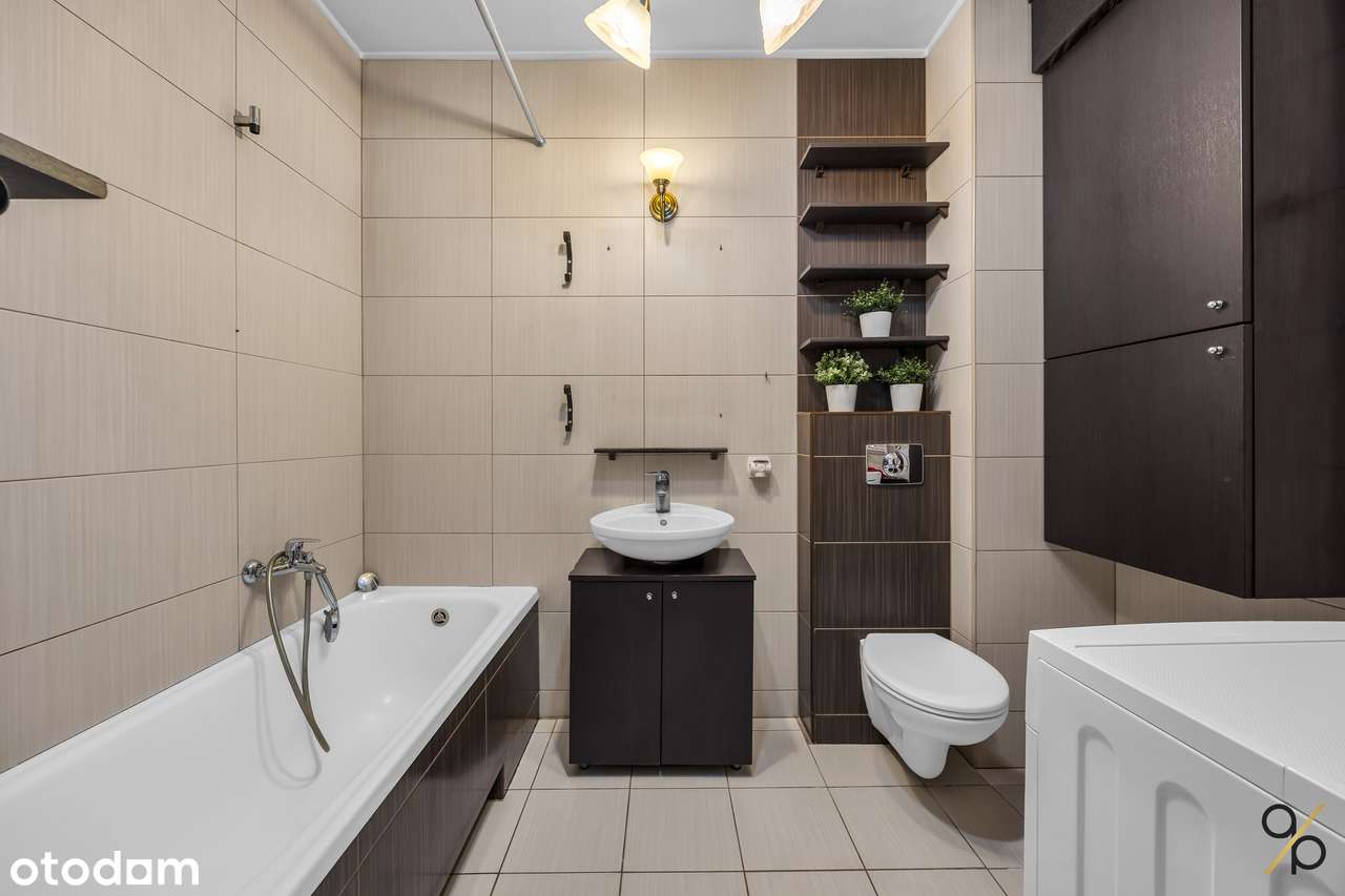 Przestronne 3 pokoje 74 m² z garażem i komórką – świetna lokalizacja!-10