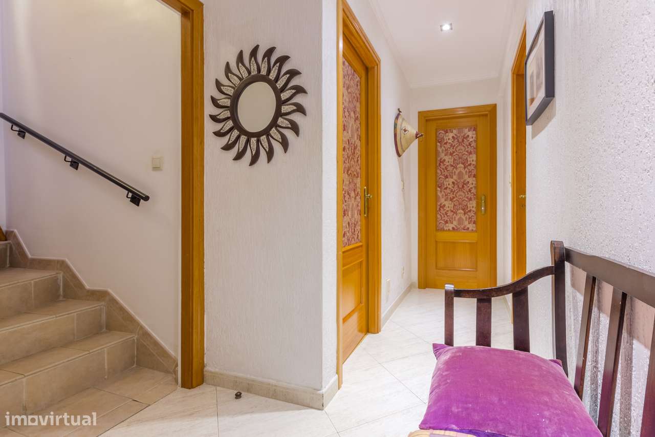Apartamento T2 Duplex em Algueirão/Mem Martins, Sintra-9